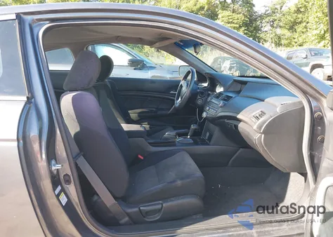 2010 Honda Accord 2.4 Lx-S z USA, uszkodzony, nr VIN 1HGCS1B35AA010637